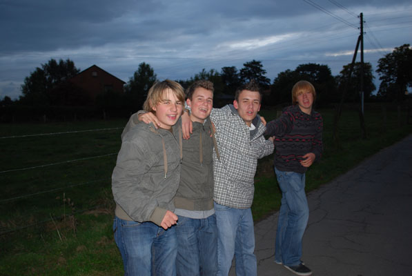 08